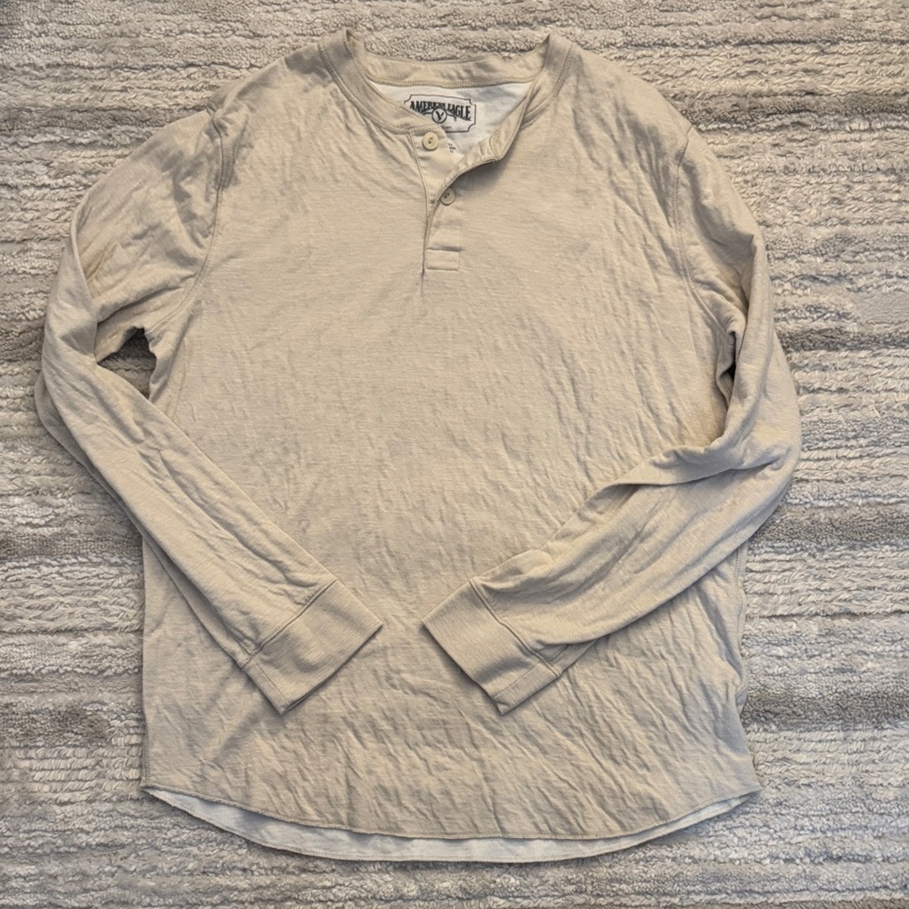 American Eagle Light Beige Long Sleeve